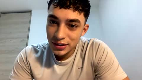 Snapshot of santi36rt chatting on 06-28-26, 11:11 santi36rt online show from 06-28-26, 11:11