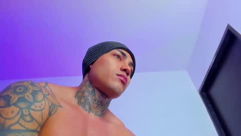 Santi Ferrer online show from 10-06-25, 07:06