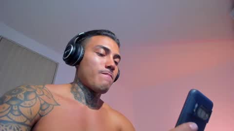 Santi Ferrer online show from 05-20-26, 03:45