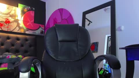 santi online show from 01-22-25, 04:55