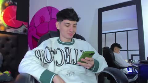 santi online show from 02-11-25, 02:57