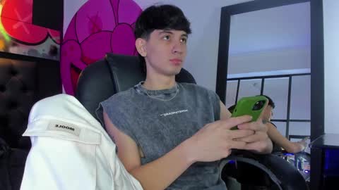 santi online show from 02-20-25, 02:46