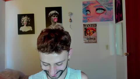 Snapshot of santi_mateo chatting on 09-26-25, 09:30 Santi online show from 09-26-25, 09:30