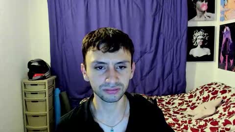 Snapshot of santi_mateo chatting on 02-09-26, 04:38 Santi online show from 02-09-26, 04:38