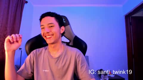 santi_twink19 online show from 12-12-24, 06:14