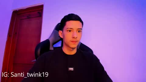 santi_twink19 online show from 02-12-25, 11:51