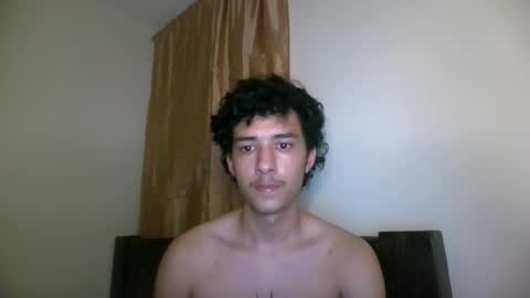 santi_twink19 online show from 12-18-25, 08:20