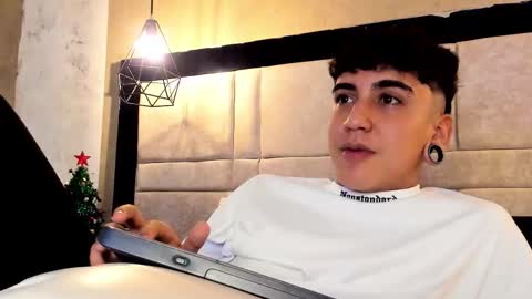 SantiAbader online show from 11-29-25, 03:53