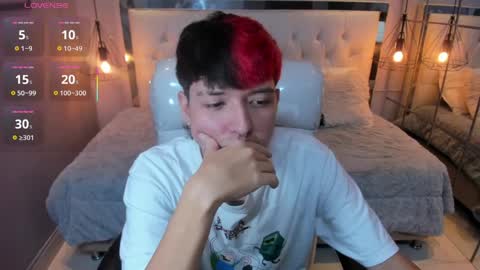 SANTIAGO  online show from 04-04-26, 10:40