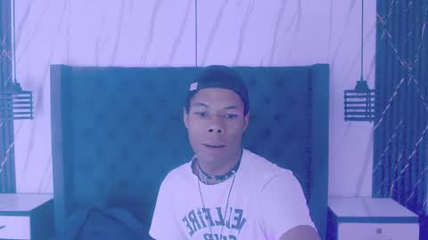 Santiiiiii  online show from 03-23-26, 02:10