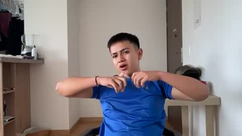 Snapshot of santiagomg_ chatting on 07-19-26, 07:50 santiagomg_ online show from 07-19-26, 07:50