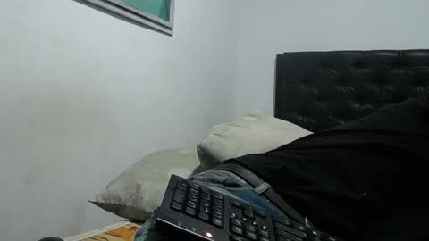 Santiago    online show from 10-07-25, 11:07