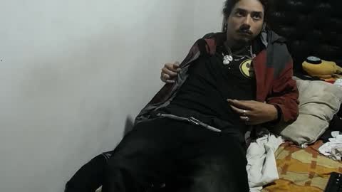 Santiago    online show from 10-19-25, 05:30