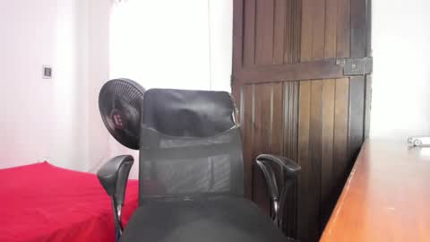 Julius Novachrono  online show from 01-29-25, 05:45