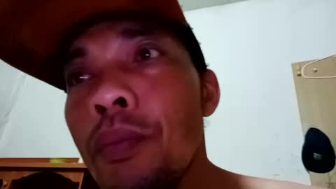 santichai561323 online show from 02-26-25, 03:21