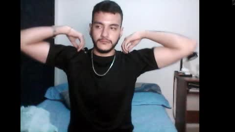 Snapshot of santiexxx chatting on 10-01-25, 03:34 santiexxx online show from 10-01-25, 03:34