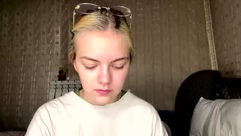 Snapshot of santinalabonne chatting on 06-26-26, 07:24 Rina online show from 06-26-26, 07:24