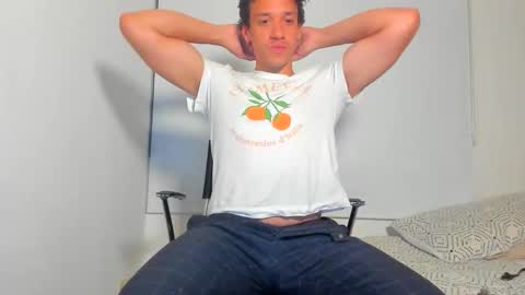Snapshot of santitoerick_ chatting on 05-22-26, 04:52 Erick Santos online show from 05-22-26, 04:52