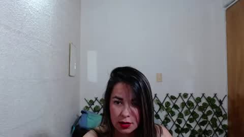 Snapshot of santos_tania1 chatting on 06-24-26, 08:52 tania online show from 06-24-26, 08:52