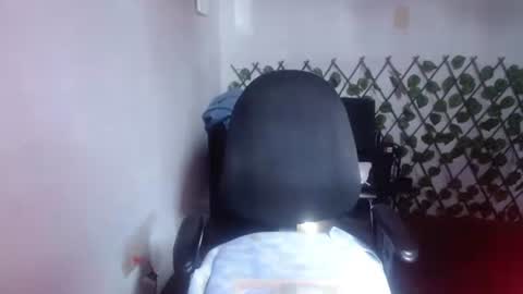 Snapshot of santos_tania1 chatting on 07-24-26, 08:40 tania online show from 07-24-26, 08:40