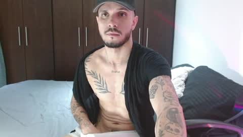 Santy Torres online show from 05-21-26, 03:57