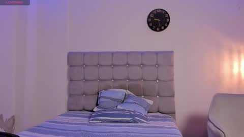 Snapshot of santy_stump chatting on 10-27-25, 09:08 santy_stump online show from 10-27-25, 09:08