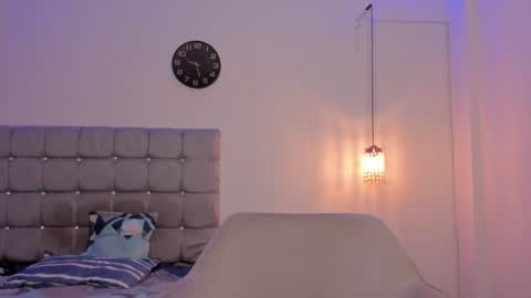 Snapshot of santy_stump chatting on 11-08-25, 08:51 santy_stump online show from 11-08-25, 08:51