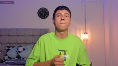 Snapshot of santy_stump chatting on 11-14-25, 09:46 santy_stump online show from 11-14-25, 09:46