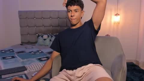 Snapshot of santy_stump chatting on 11-29-25, 08:34 santy_stump online show from 11-29-25, 08:34