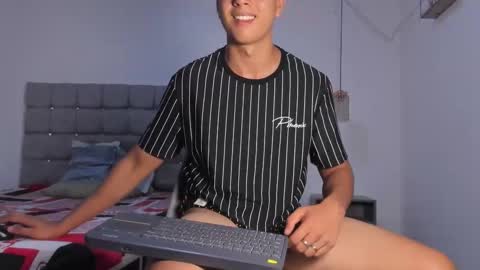 santy_stump online show from 03-08-26, 02:04