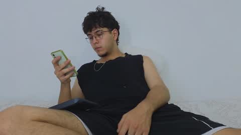 Snapshot of santybig18 chatting on 01-31-25, 07:18 santybig18 online show from 01-31-25, 07:18