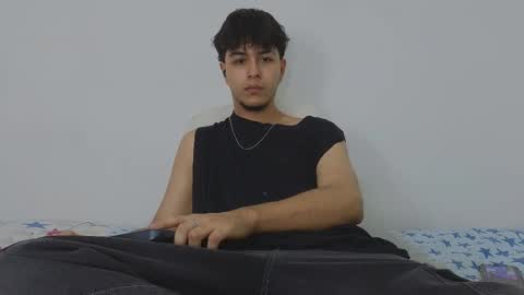 Snapshot of santybig18 chatting on 03-03-25, 03:52 santybig18 online show from 03-03-25, 03:52