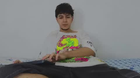 Snapshot of santybig18 chatting on 03-04-25, 08:16 santybig18 online show from 03-04-25, 08:16