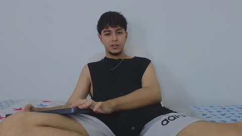 Snapshot of santybig18 chatting on 03-05-25, 05:29 santybig18 online show from 03-05-25, 05:29