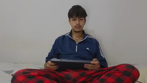 Snapshot of santybig18 chatting on 11-17-25, 07:58 santybig18 online show from 11-17-25, 07:58