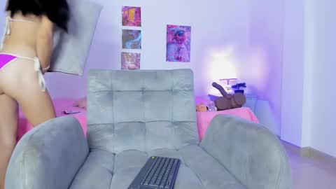 Snapshot of saori_022 chatting on 10-02-25, 03:13 saori_022 online show from 10-02-25, 03:13