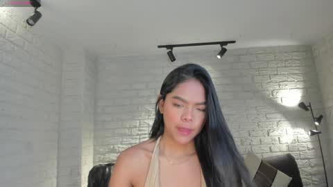 Saphira James online show from 05-24-26, 10:48