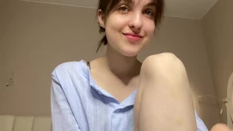 Anny online show from 04-10-26, 10:47