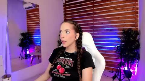 Valerin online show from 05-17-26, 01:14