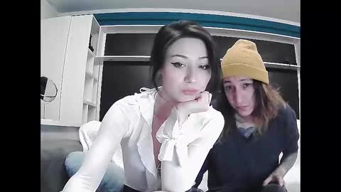 Snapshot of sapphirevelvet chatting on 04-13-26, 08:47 sapphirevelvet online show from 04-13-26, 08:47