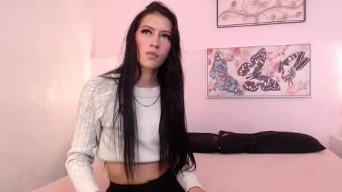 Sara online show from 11-20-25, 08:19