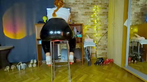 sara  foxy online show from 06-03-26, 02:36