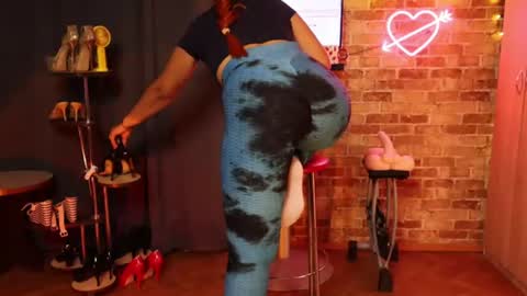 sara  foxy online show from 07-28-26, 02:40