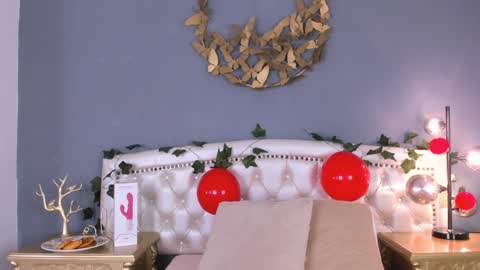 Sara online show from 12-30-24, 03:58