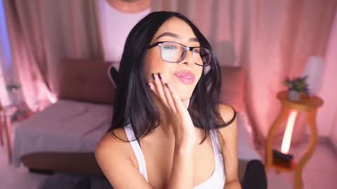 Sara  online show from 01-25-25, 12:47