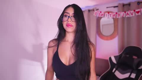 Sara  online show from 02-17-25, 12:38