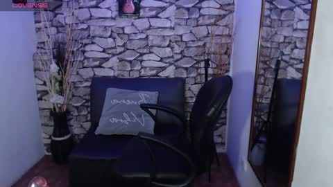 Sara  online show from 01-12-25, 07:21