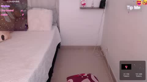 Snapshot of sara_bella1 chatting on 10-02-25, 11:12 Im Angelica My pleasure in your hands Give me more vibrations and make me cum PVT IS OPEN online show from 10-02-25, 11:12