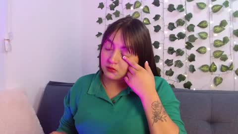 Sara online show from 05-20-26, 07:42