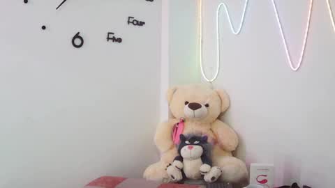 SARA online show from 05-11-26, 11:49